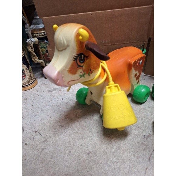 Vintage Fisher Price Pull Toy "Molly Moo" 132 Brown Cow Squeeze Bell To Moo 1972 - Picture 3 of 10